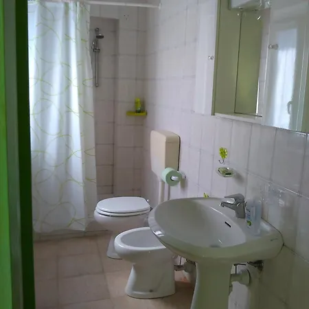 Casa Aromi Ed Arte *