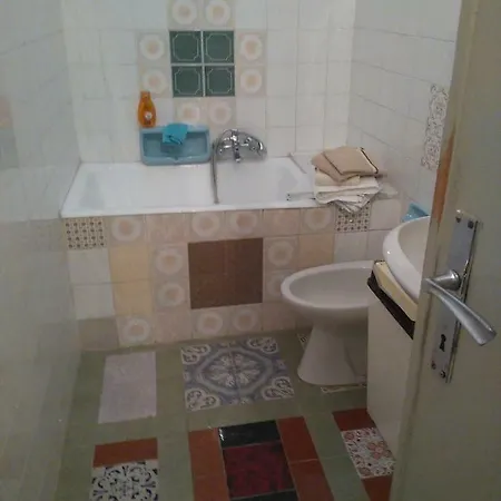 Casa Aromi Ed Arte 컨트리하우스