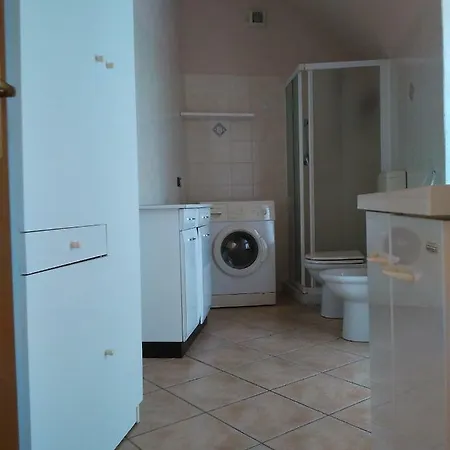 Casa Aromi Ed Arte *